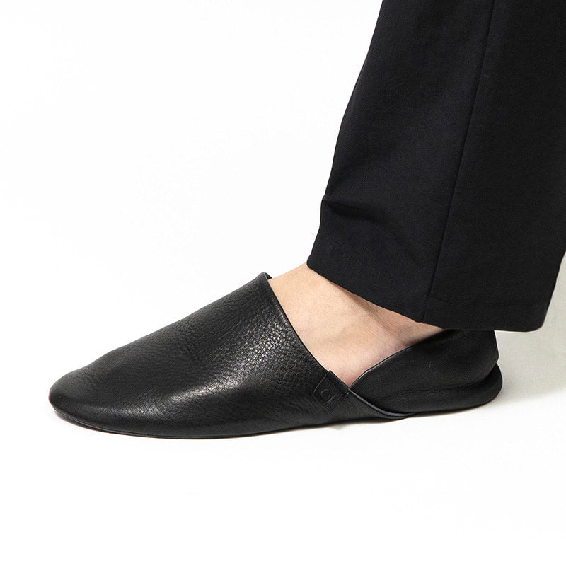 防災グッズとしても日用としても!踏み抜き防止性能を持った 『もしものとき足を守る』ルームシューズ SP-1781