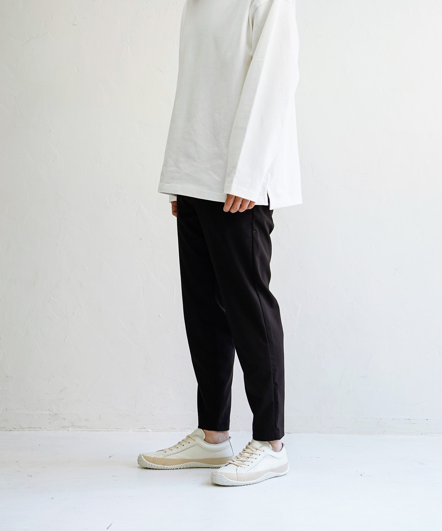 SP-1033 White - SPINGLE