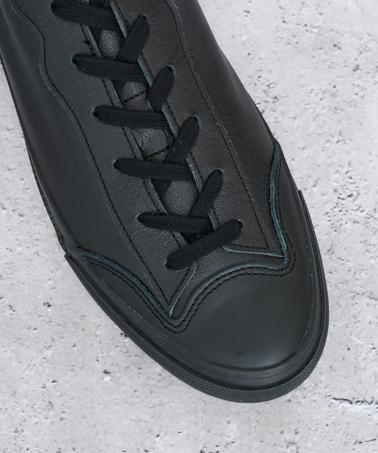 SP-1034 Black/Black