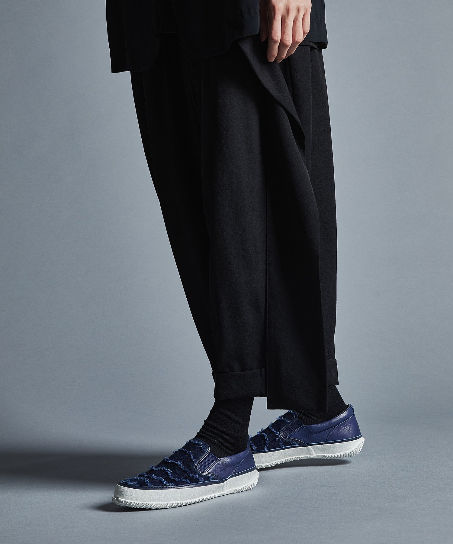 SP-1054 Indigo Blue - SPINGLE