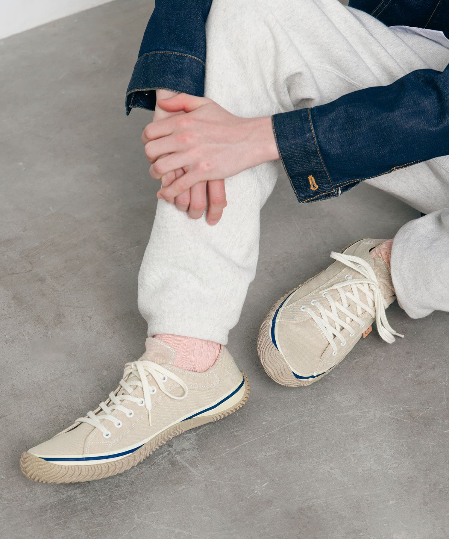 SP-1057 Light Gray - SPINGLE