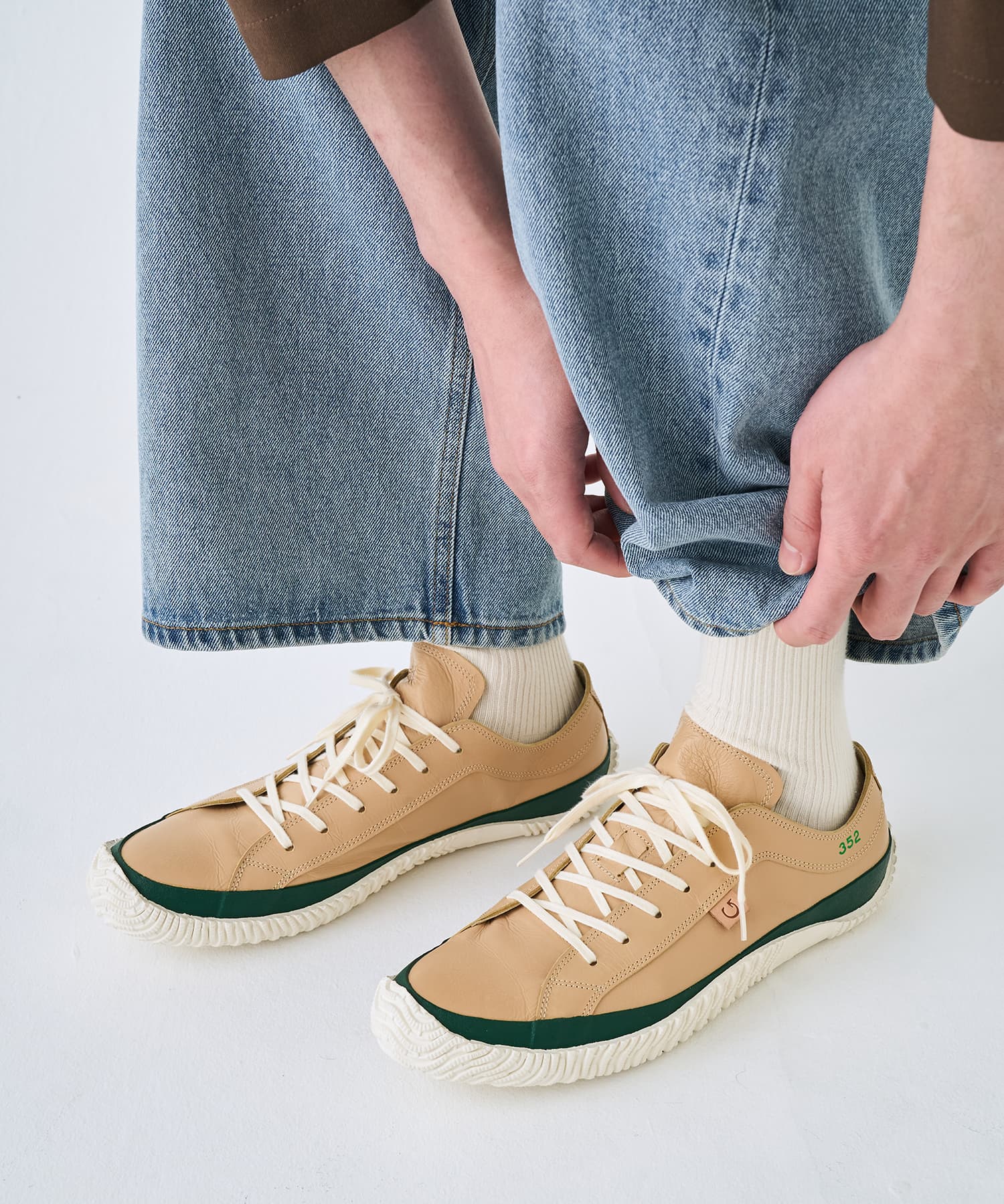 SP-1076 Beige