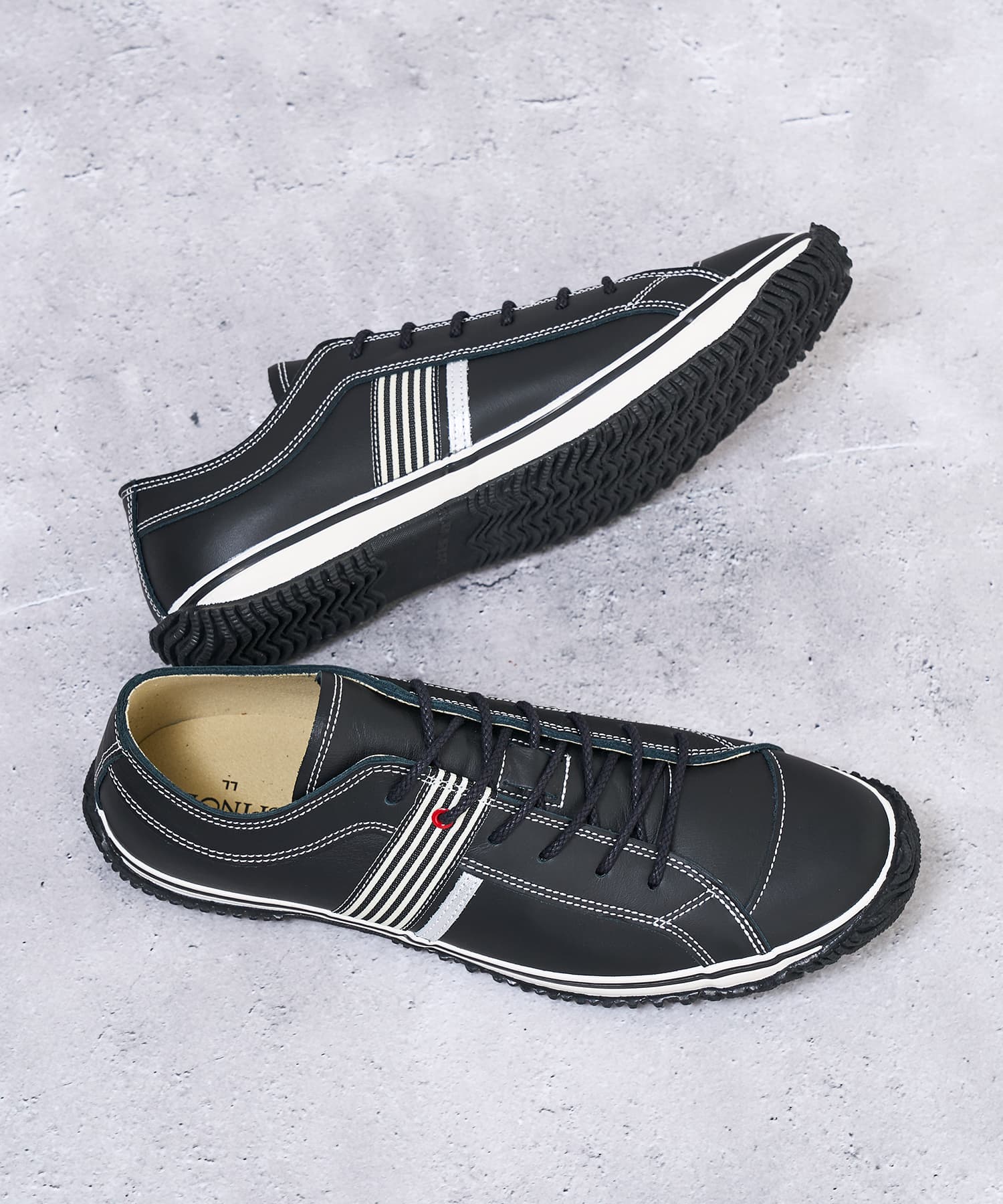 SP-168 Black/White - SPINGLE