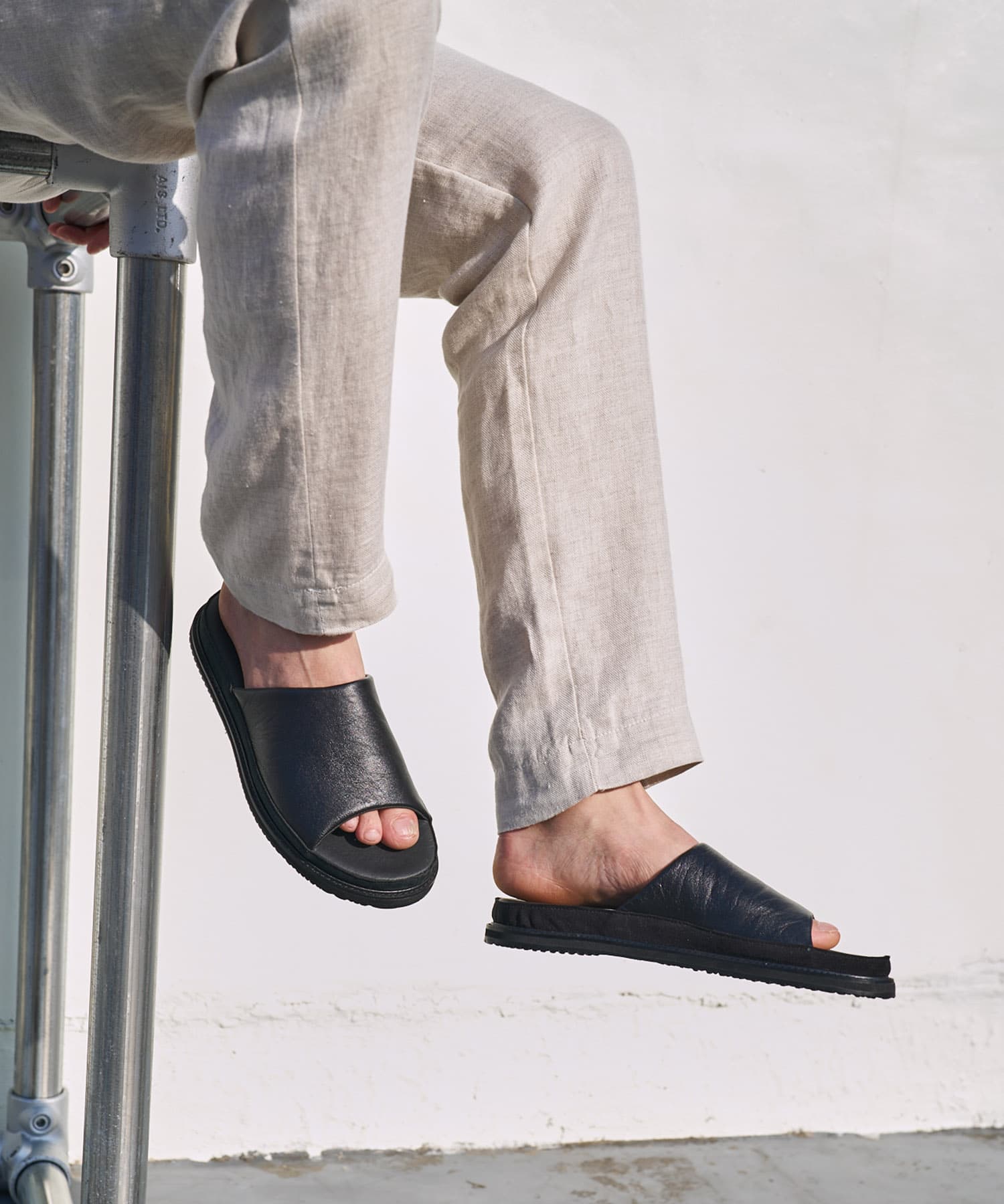 SP-1718 Black - SPINGLE