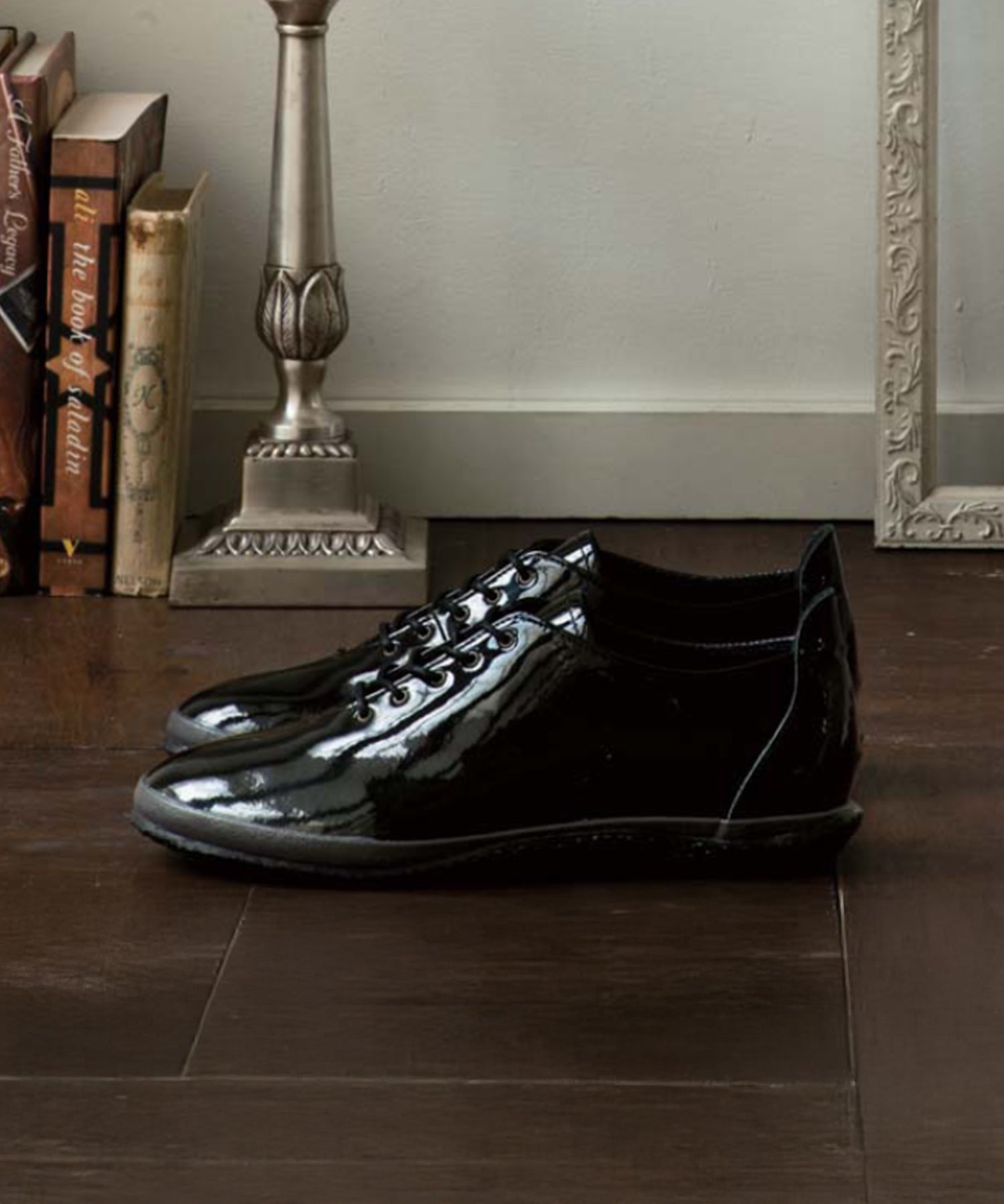 SP-1802 Black - SPINGLE