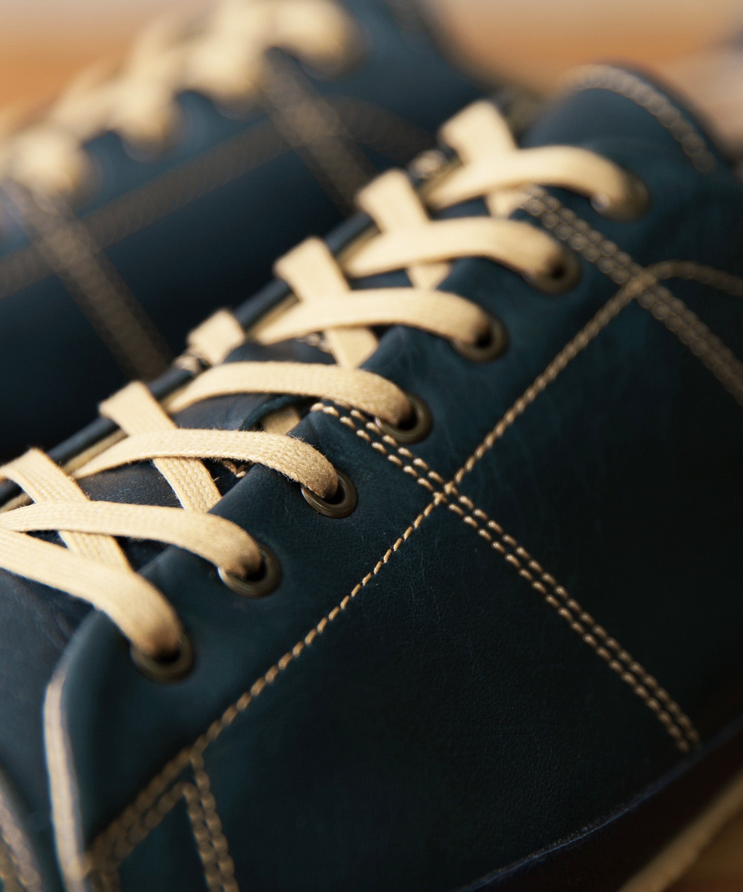 SP-272 Beige/Navy - SPINGLE