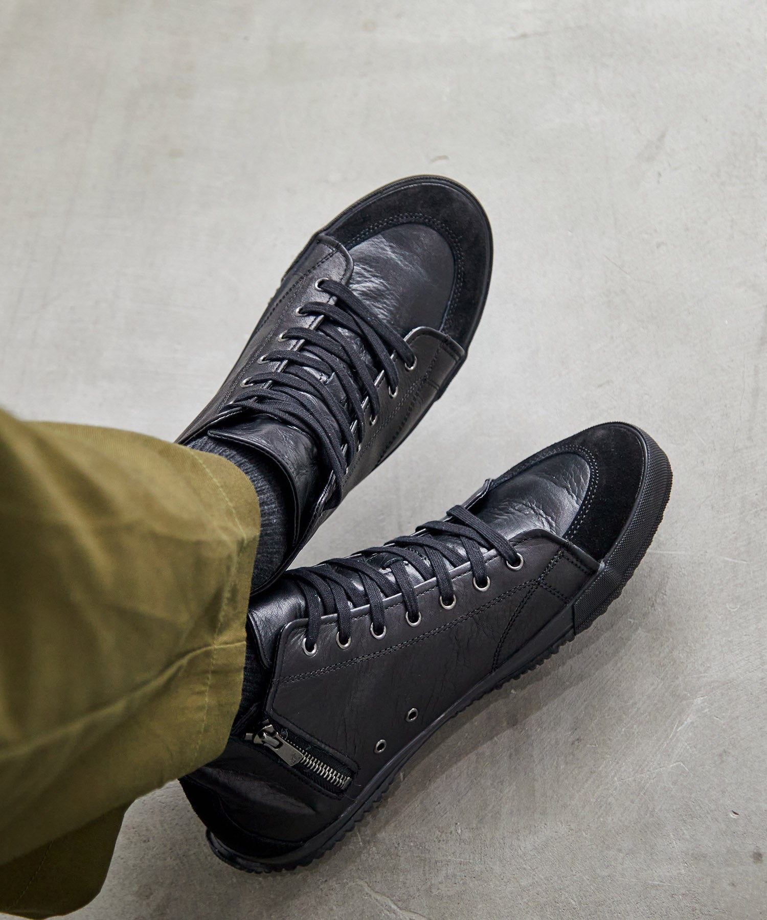 SP-356 Black/Black - SPINGLE