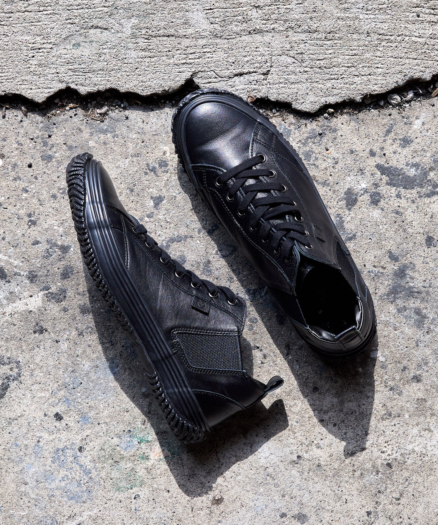 SP-442 Black/Black - SPINGLE