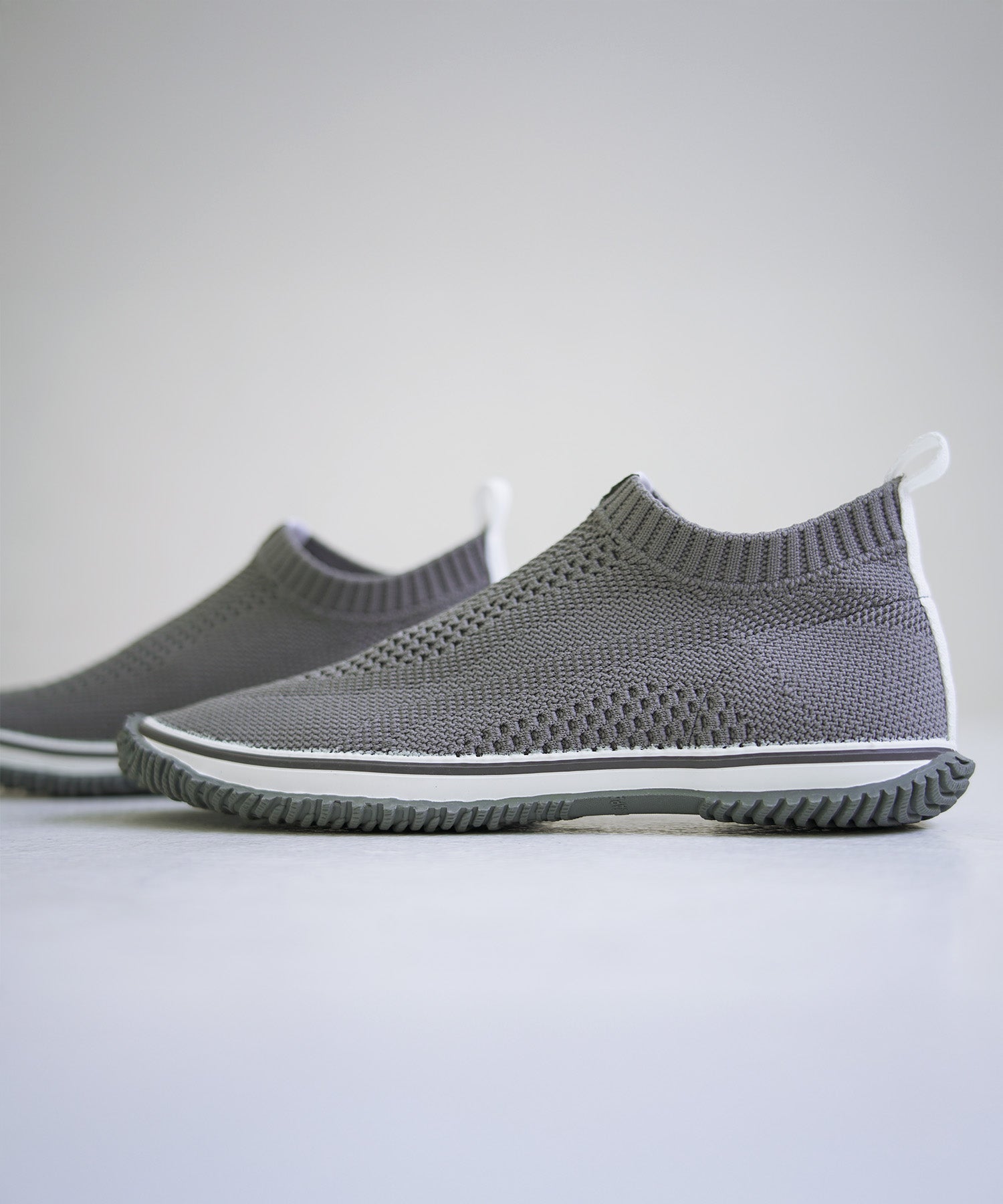 SP-528 Light Gray - SPINGLE