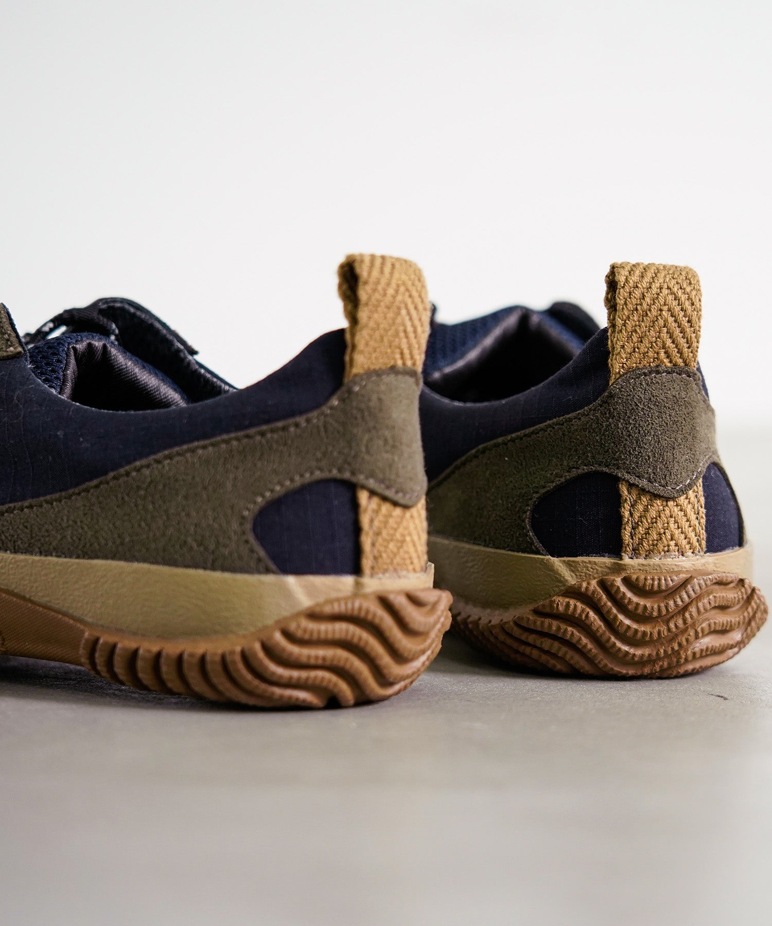 SP-618 Khaki - SPINGLE