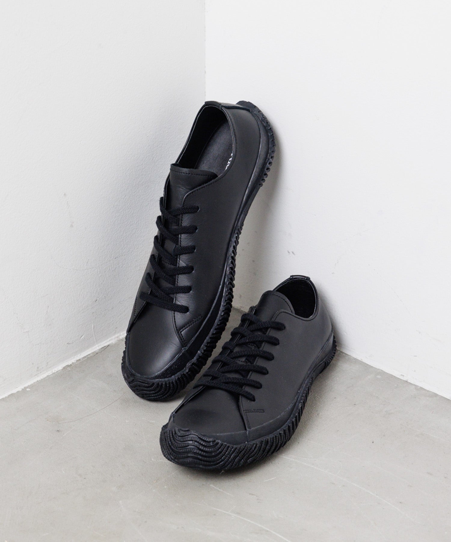 SP-111IL Black - SPINGLE