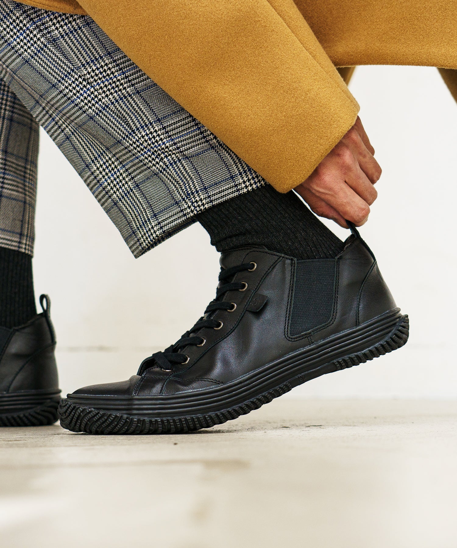 SP-442 Black/Black - SPINGLE