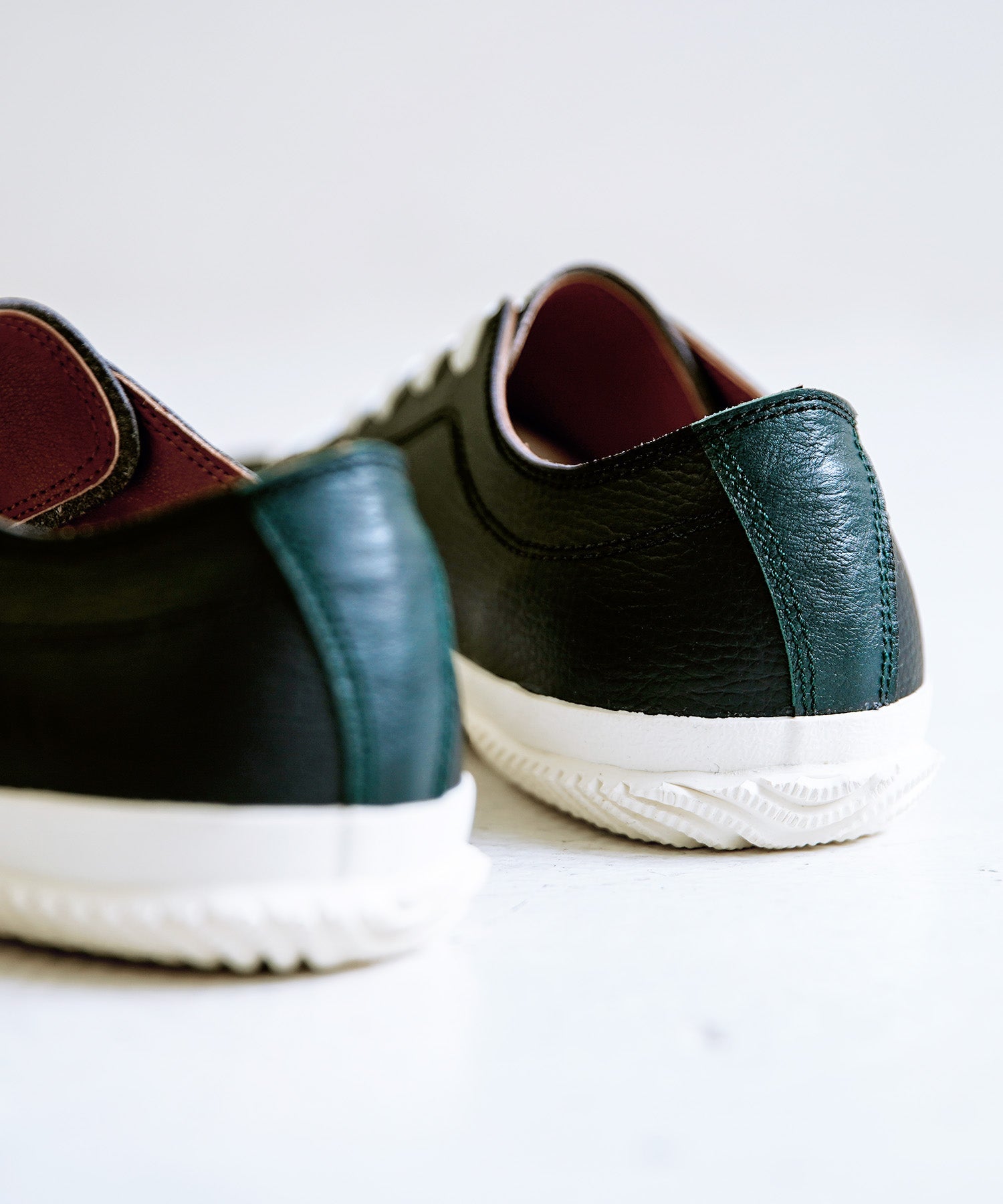 SPM-1037 Black - SPINGLE