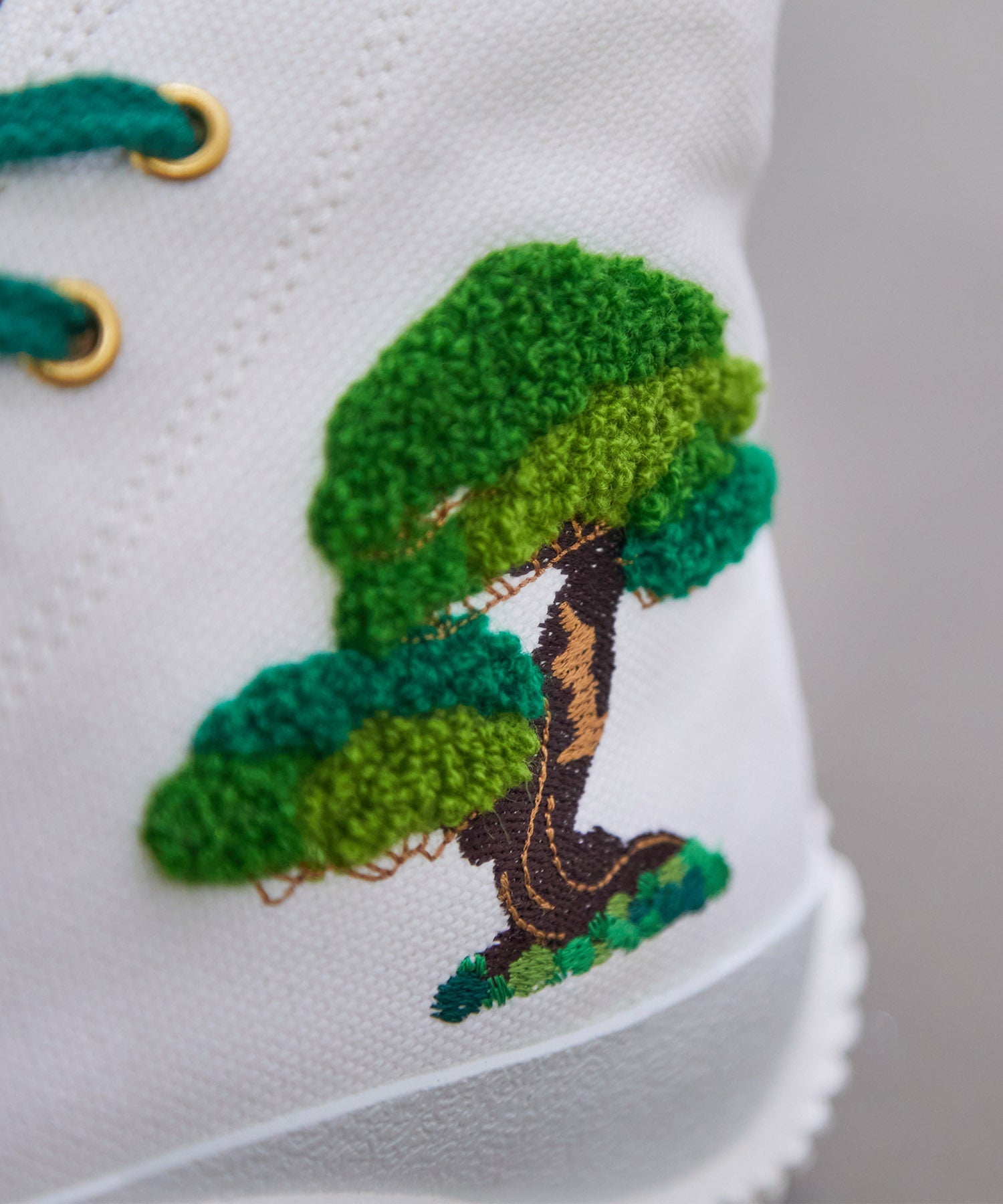 SPM-458KT White - SPINGLE