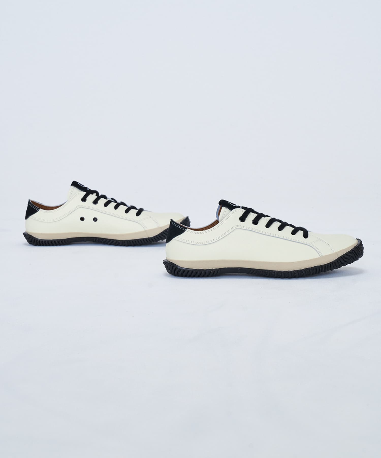 SP-105IL White/Black - SPINGLE