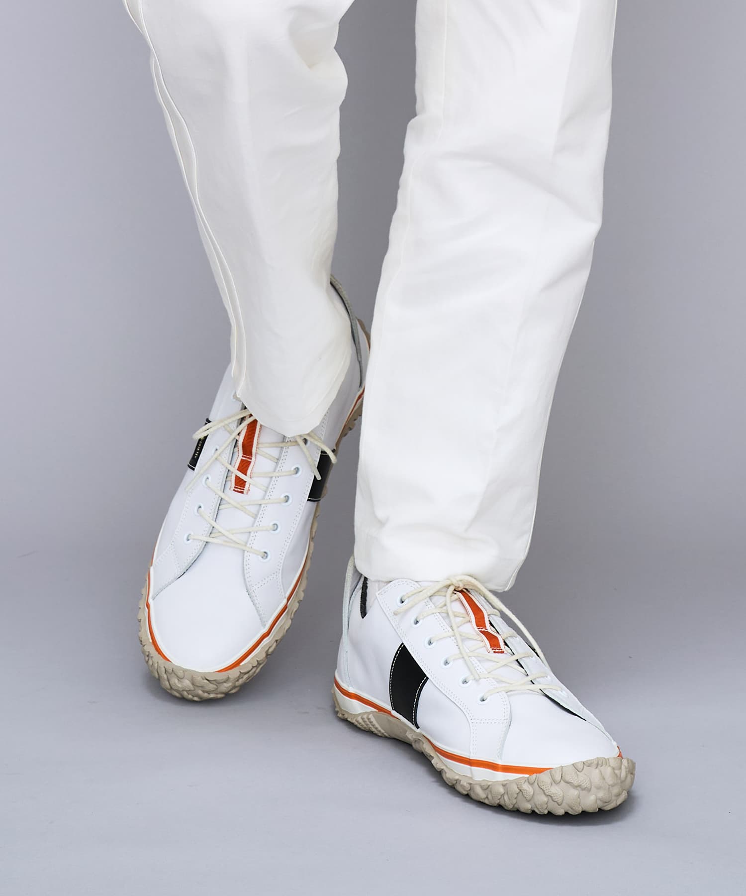 SPINGLE SP-1651 White/Black